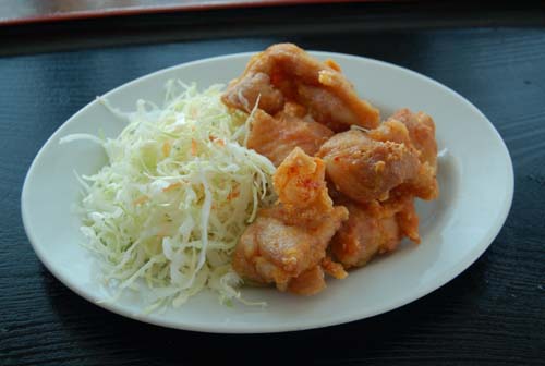 当店自慢の唐揚げも最高です！